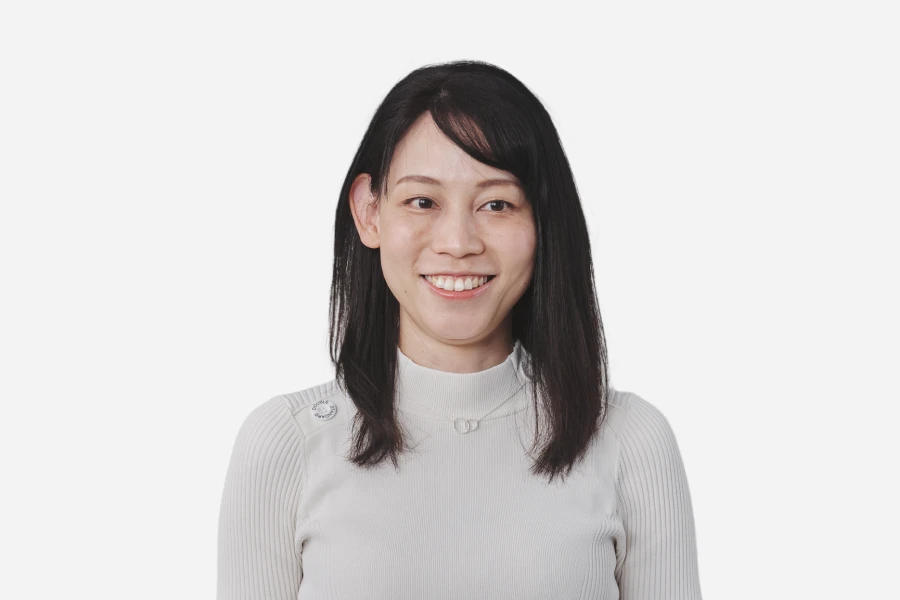 people04900.webp