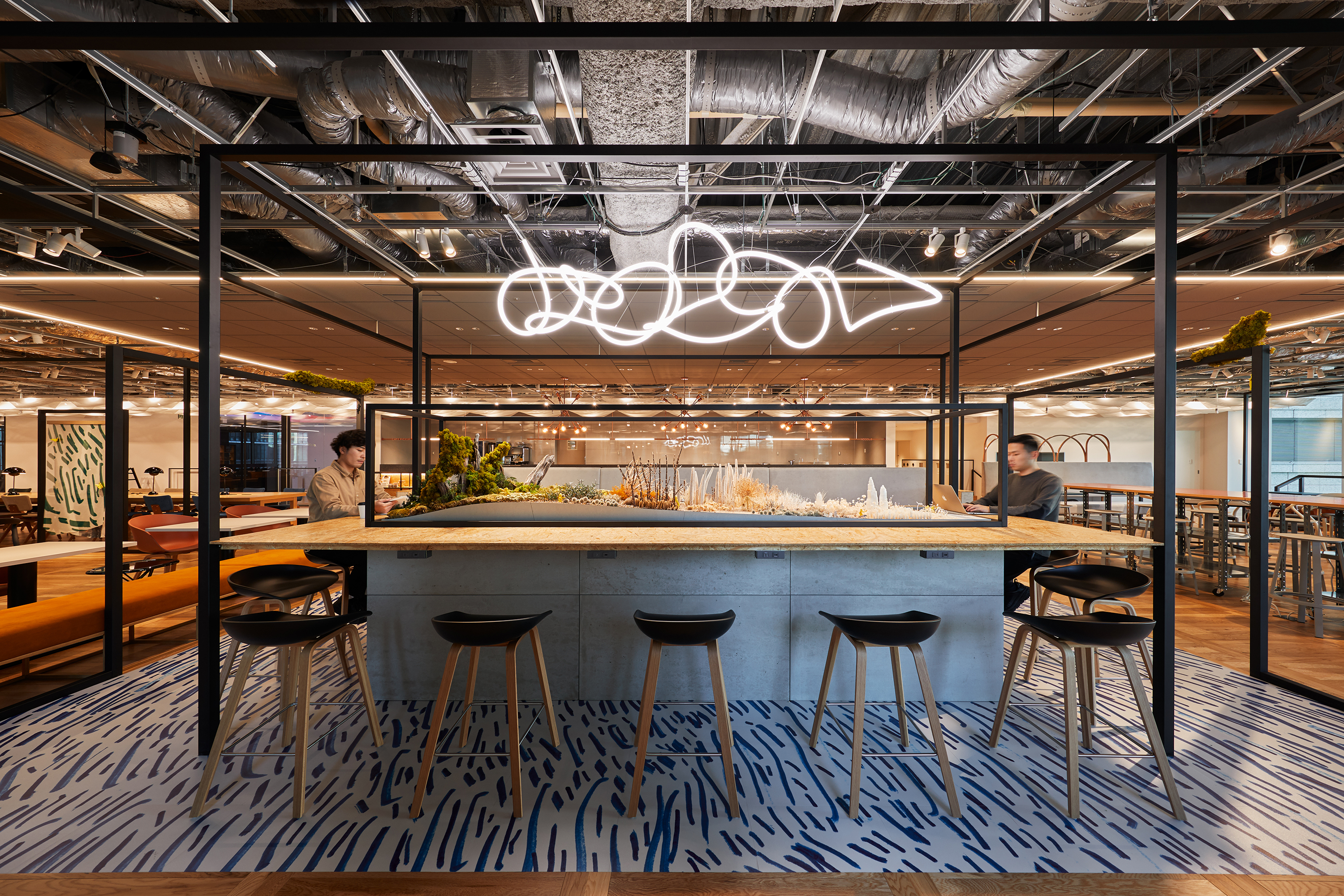 biz-otemachi-one-kv.jpg