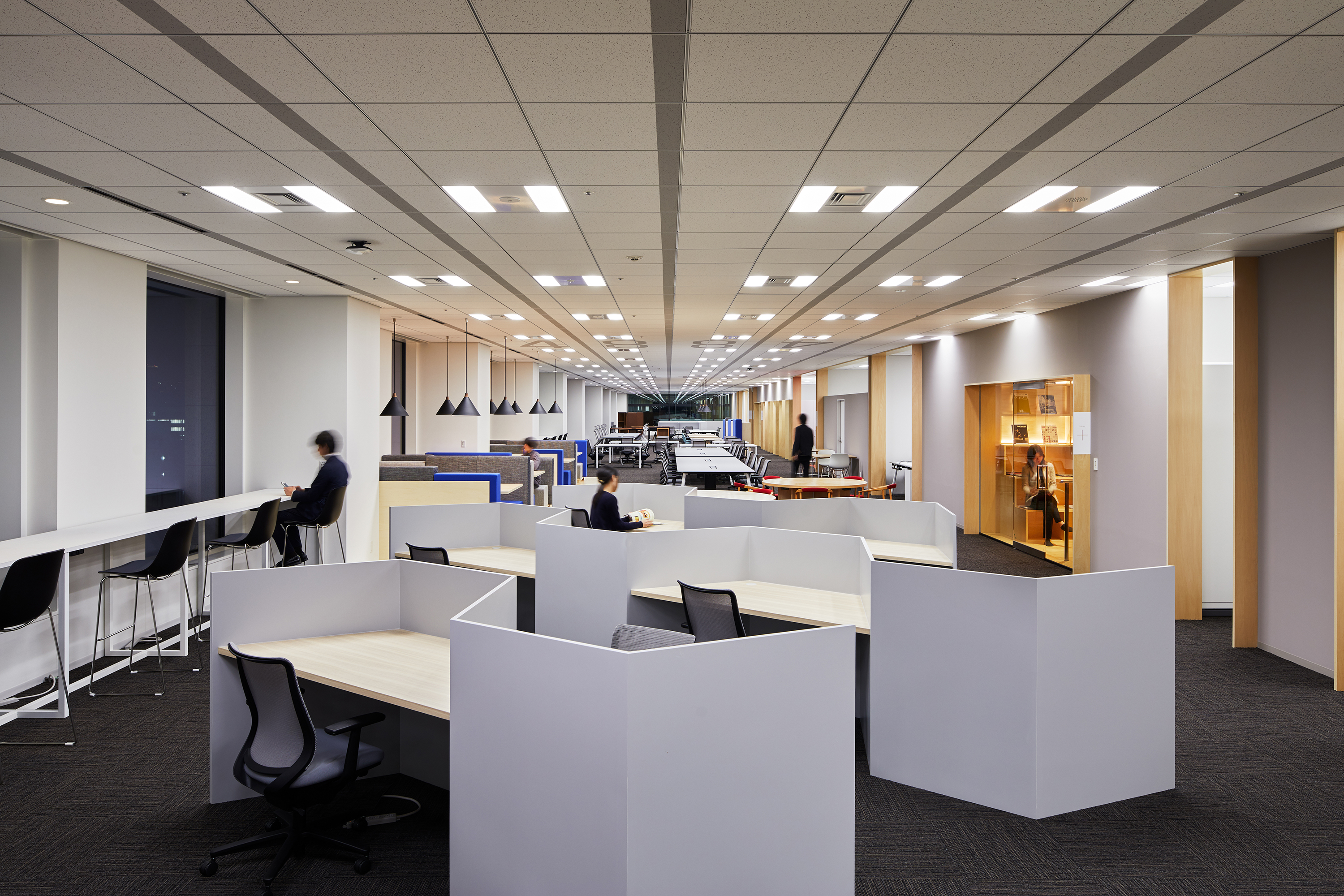 BroadBand Tower 5G Workplace オフィス画像11