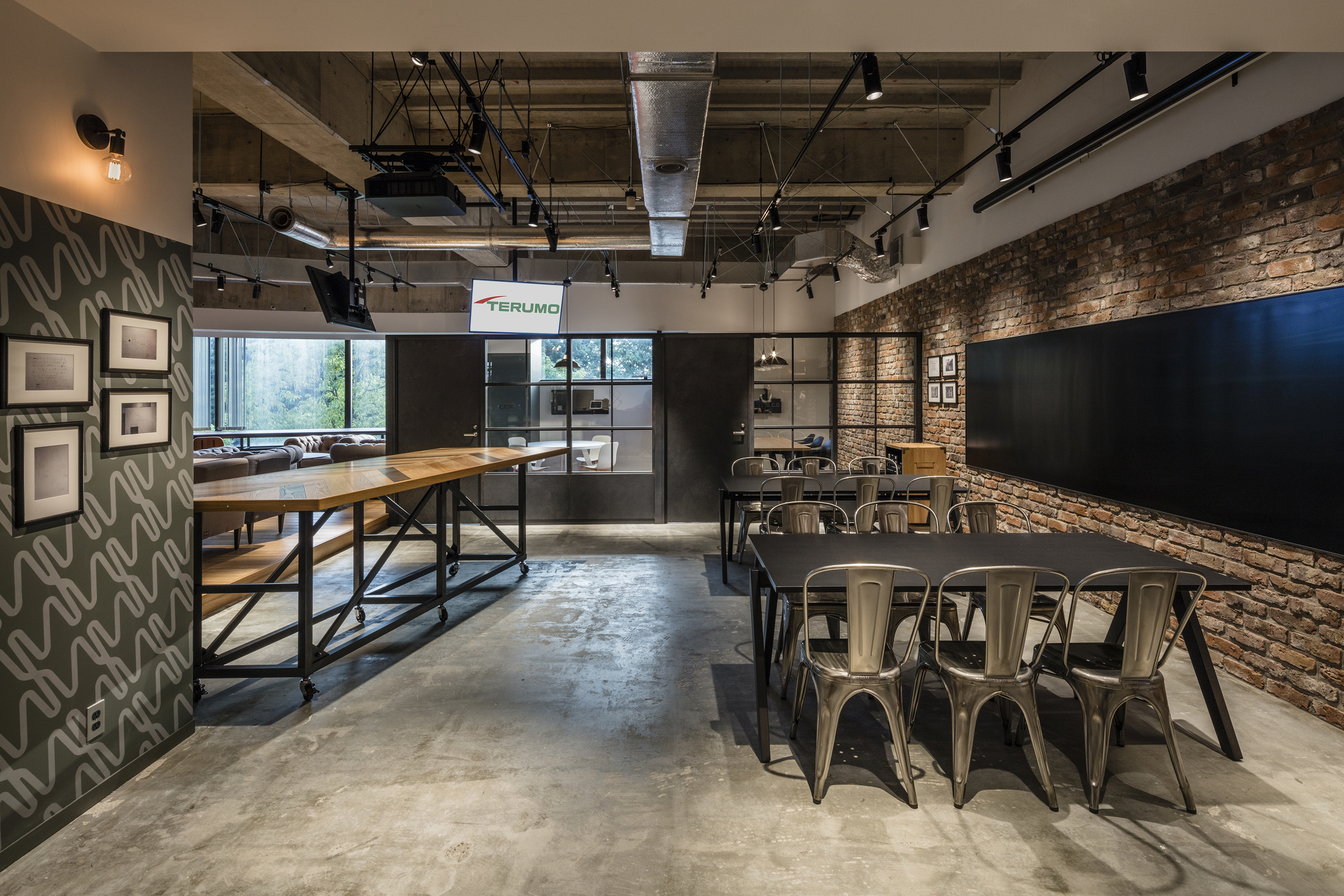 TERUMO R＆D Center CC LOUNGE 画像04-1